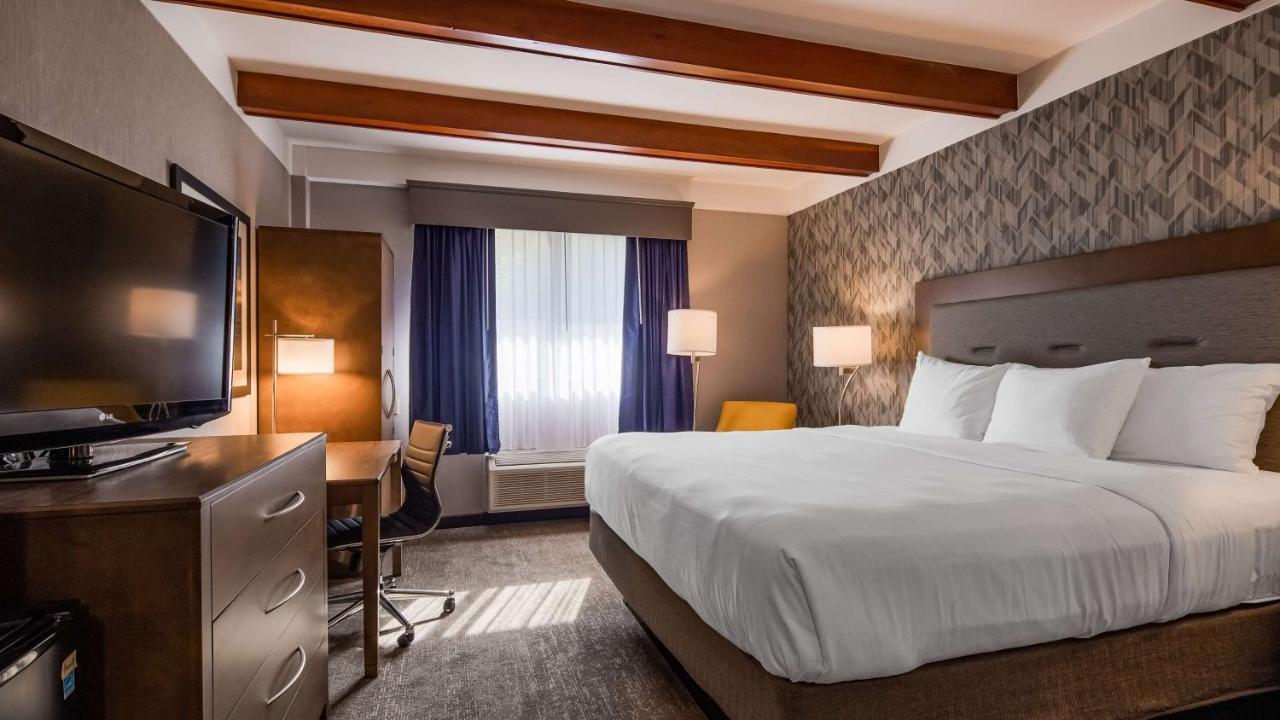 Best Western Plus Portsmouth Hotel & Suites Bagian luar foto