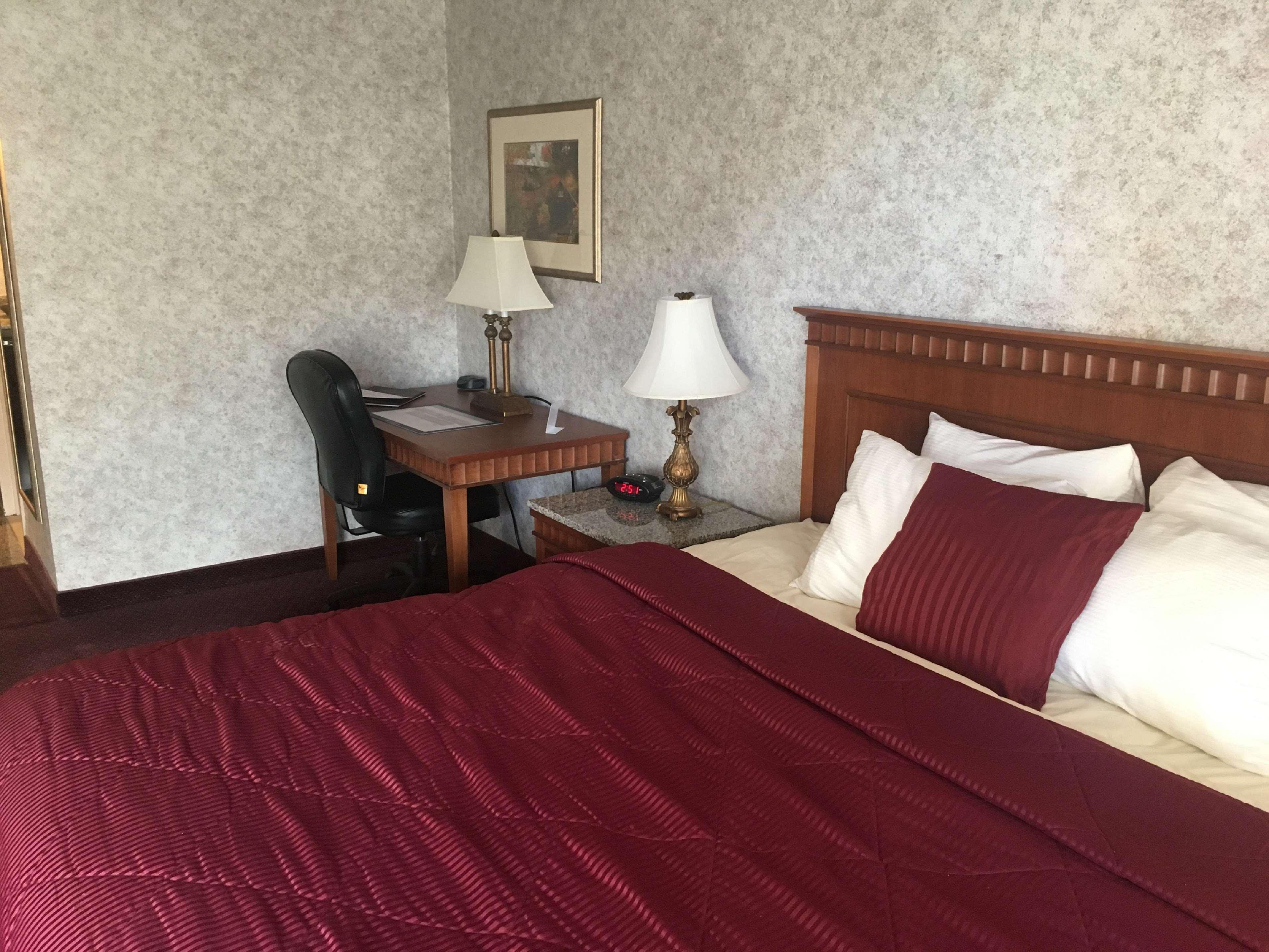Best Western Plus Portsmouth Hotel & Suites Bagian luar foto