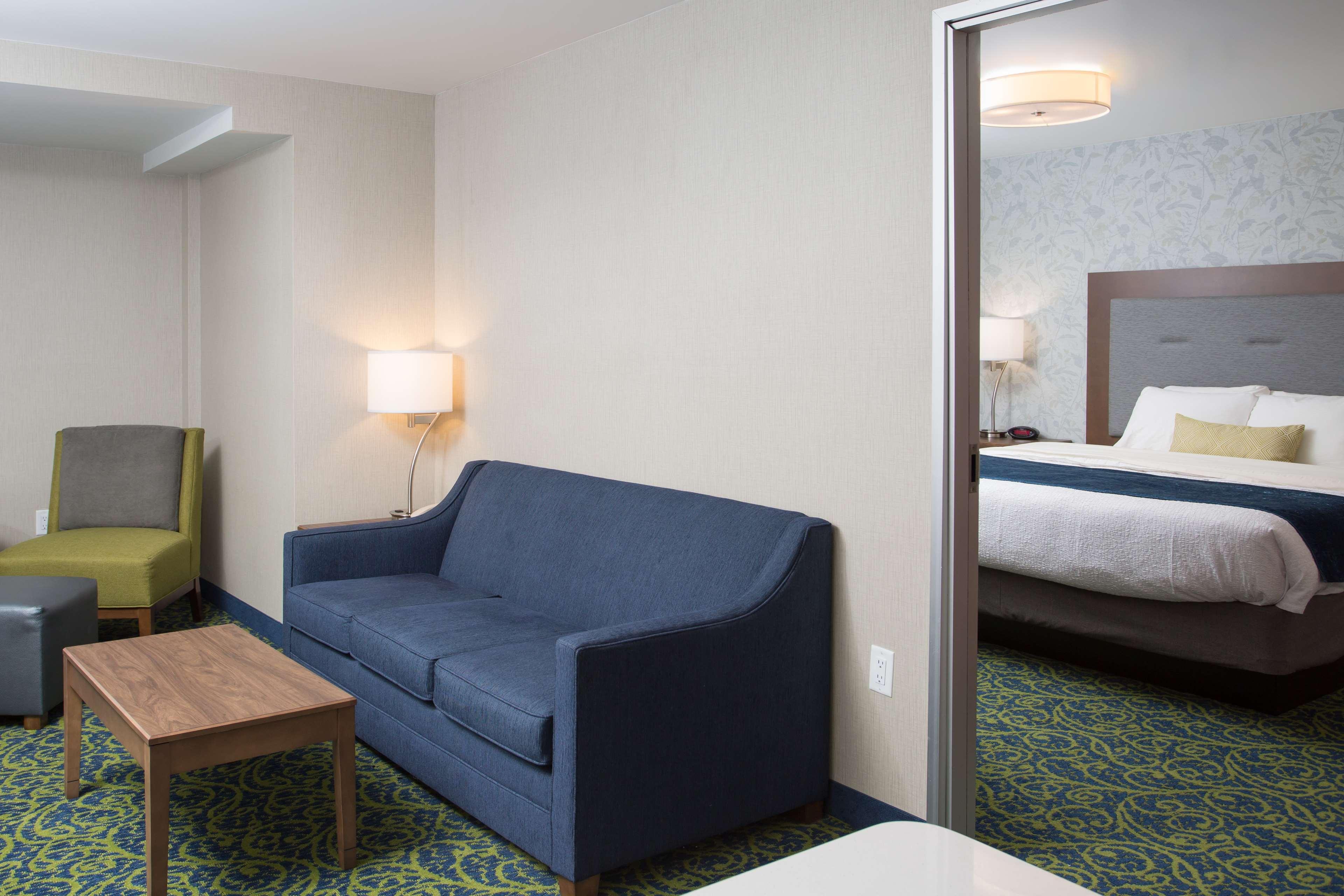 Best Western Plus Portsmouth Hotel & Suites Bagian luar foto