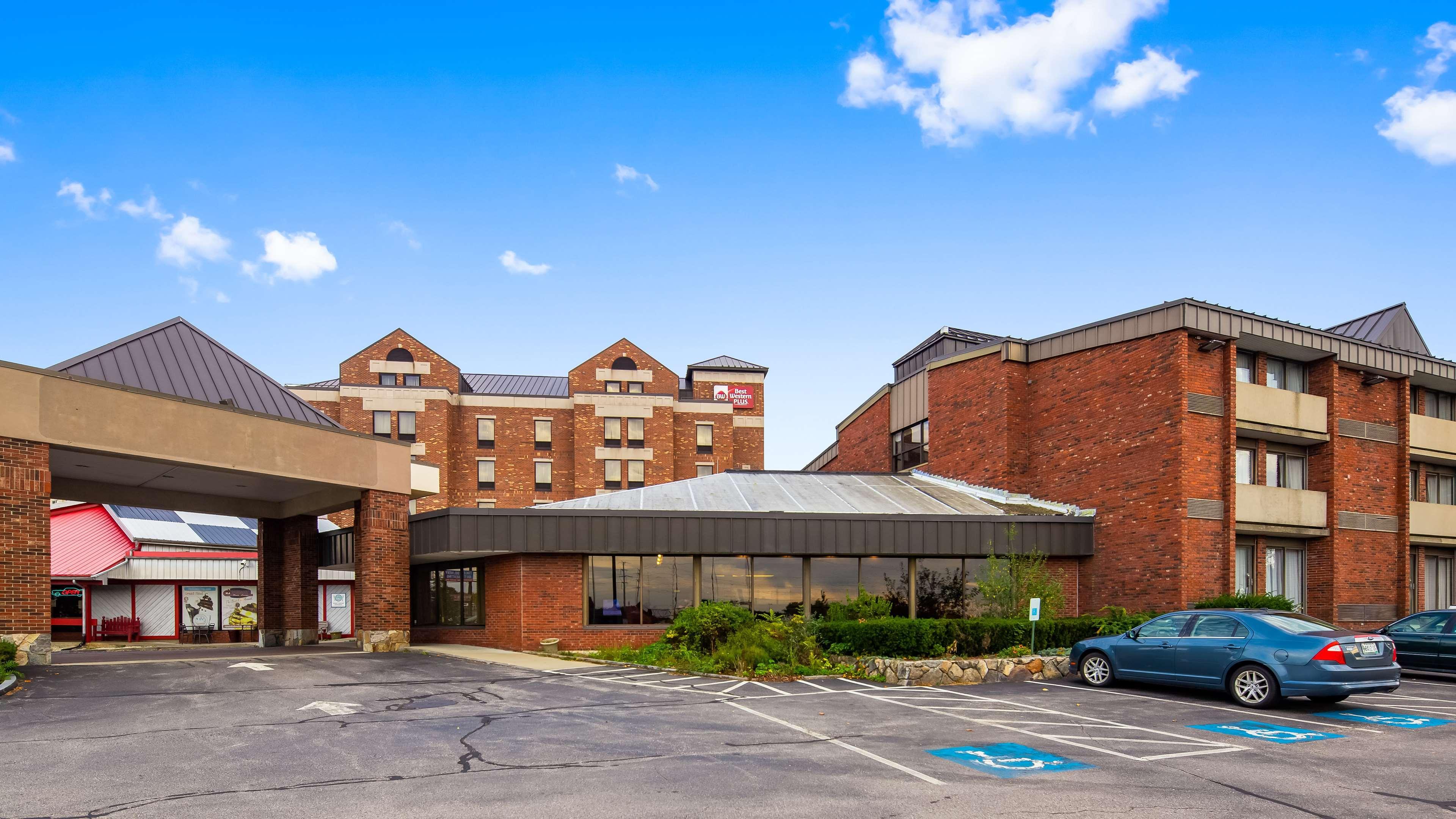 Best Western Plus Portsmouth Hotel & Suites Bagian luar foto