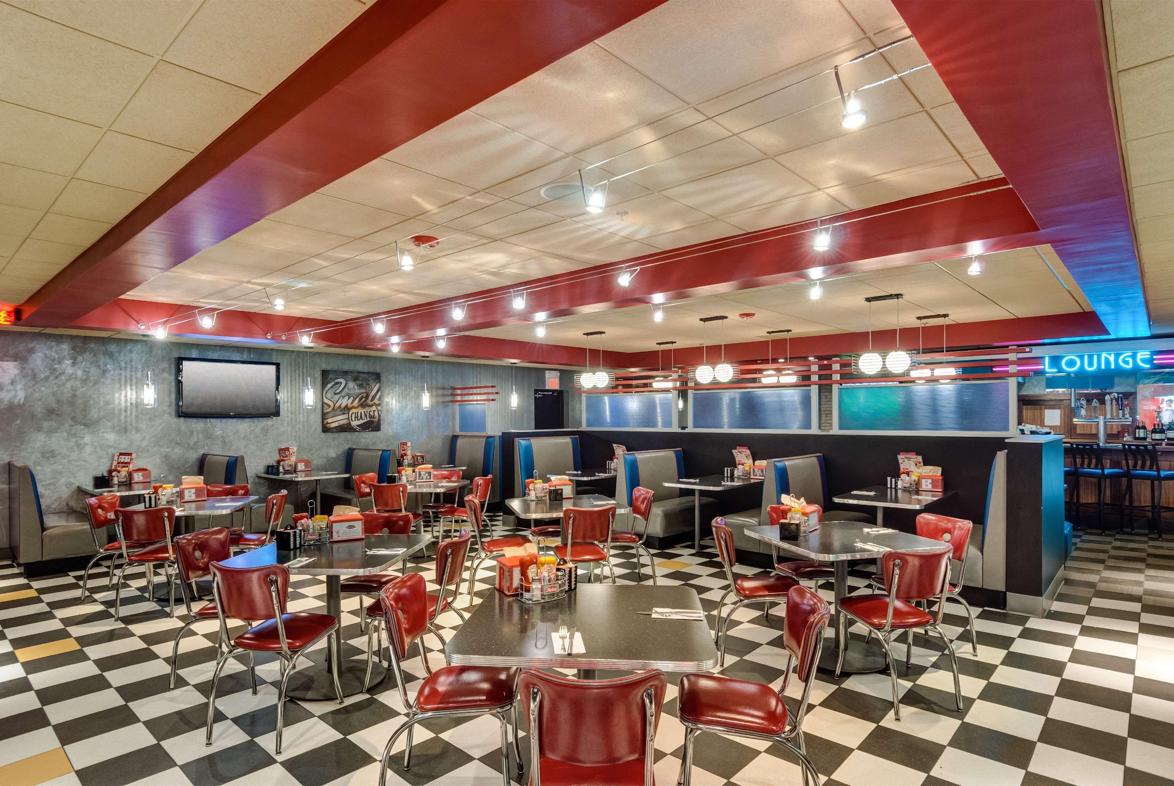 Best Western Plus Portsmouth Hotel & Suites Bagian luar foto