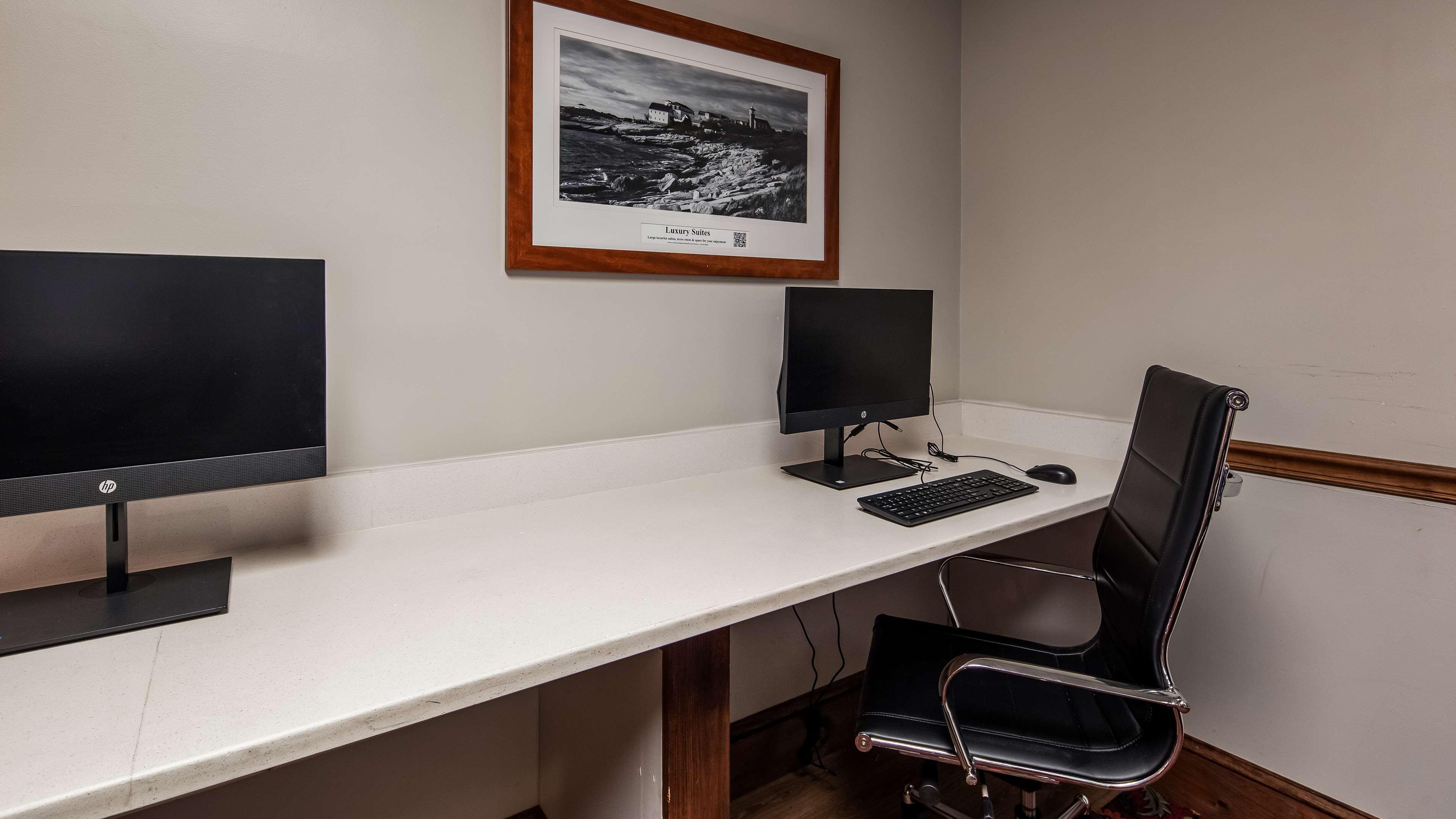 Best Western Plus Portsmouth Hotel & Suites Bagian luar foto