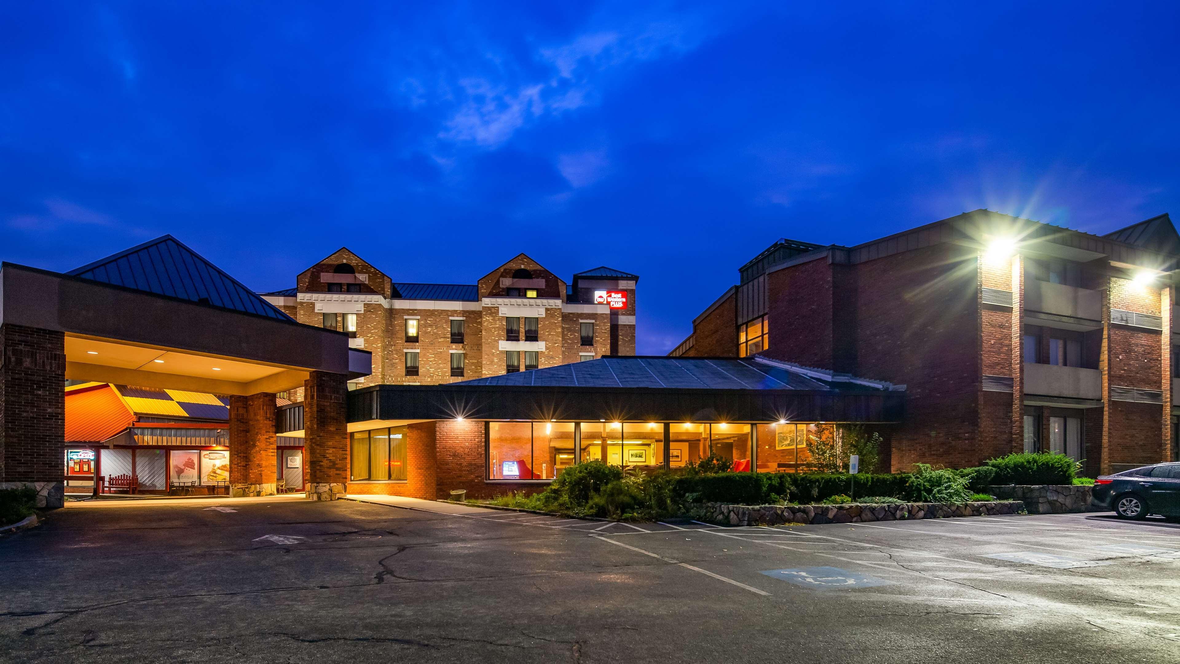 Best Western Plus Portsmouth Hotel & Suites Bagian luar foto
