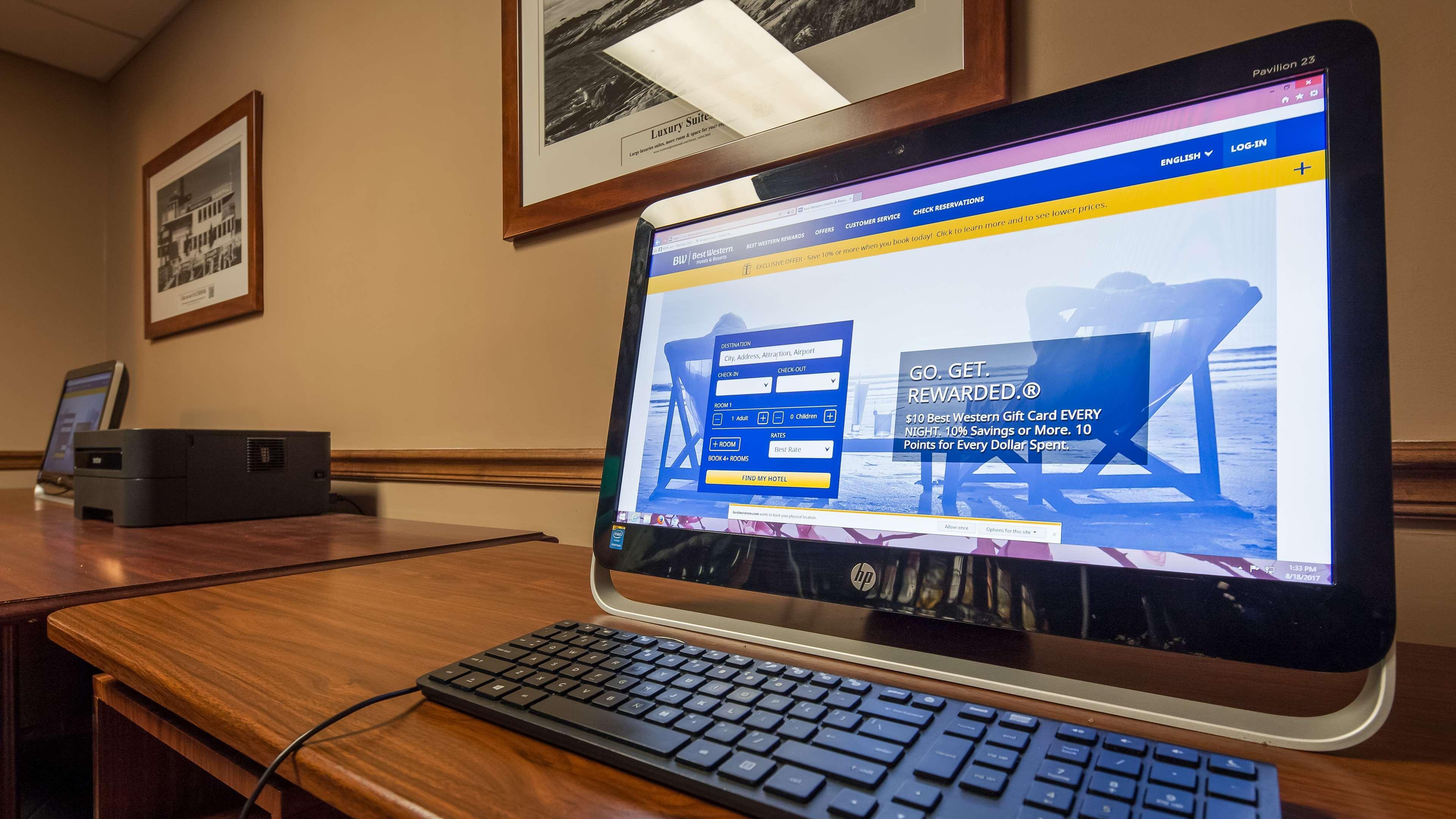 Best Western Plus Portsmouth Hotel & Suites Bagian luar foto