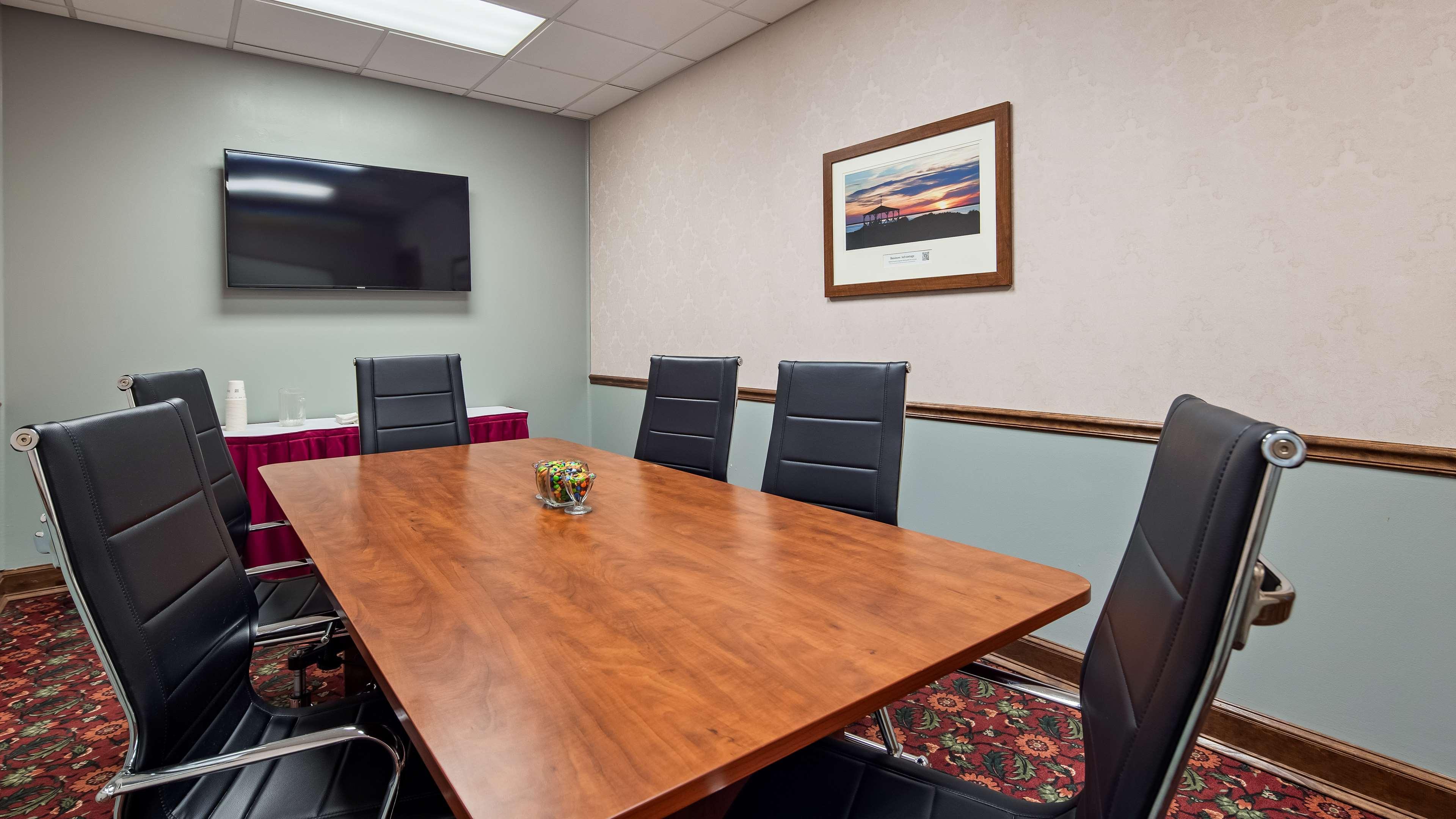 Best Western Plus Portsmouth Hotel & Suites Bagian luar foto