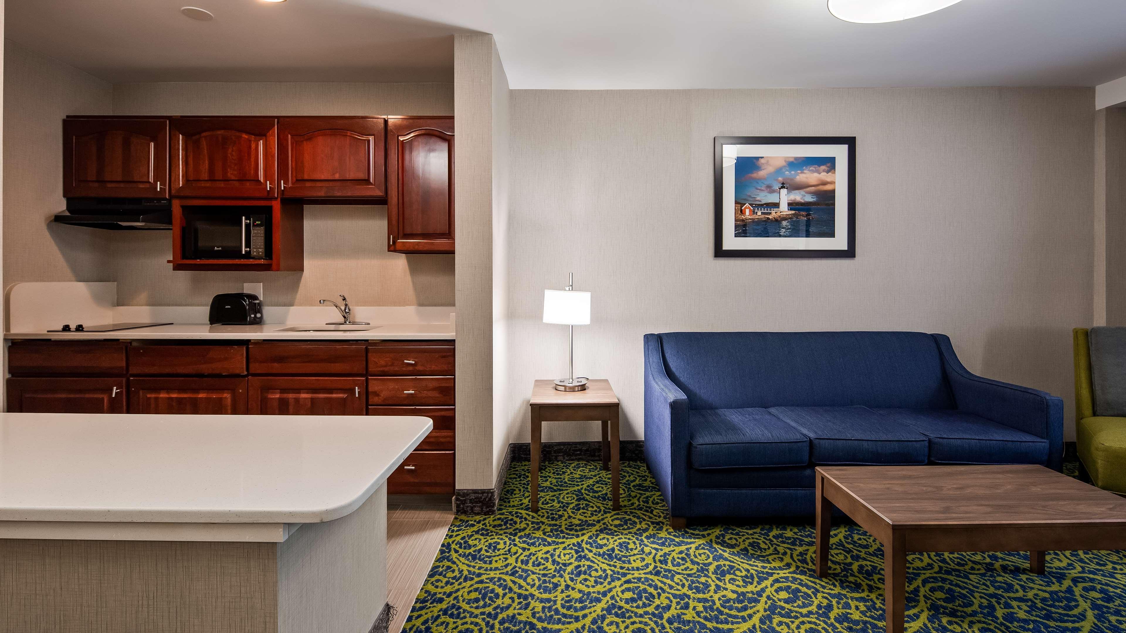Best Western Plus Portsmouth Hotel & Suites Bagian luar foto